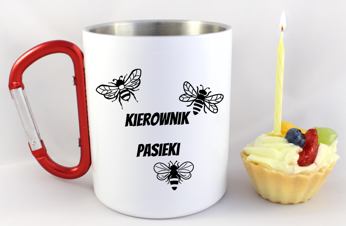 Kubek biały z czerwonym karabińczykiem nadruk "Kierownik pasieki" #2