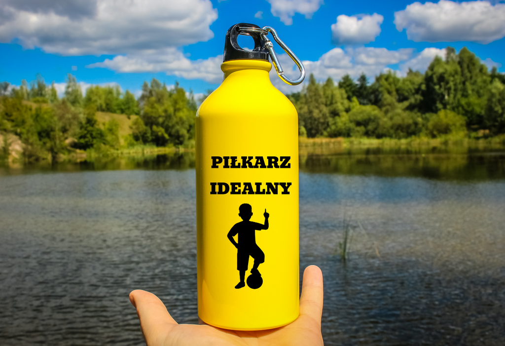 Bidon żółty 600 ml z napisem "Piłka Idealny" –  dla dziecka, piłka nożna #4