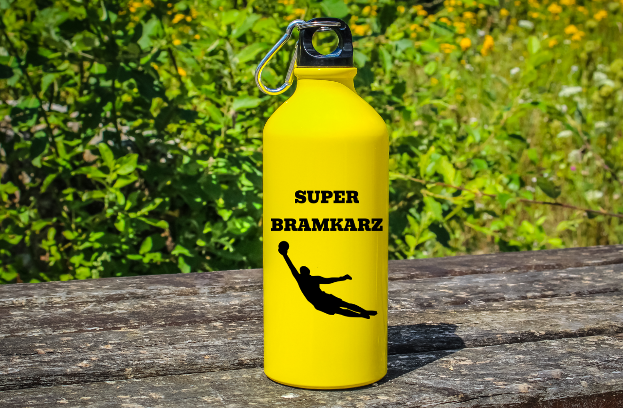 Bidon żółty 600 ml z napisem "Super Bramkarz" – piłka nożna #13