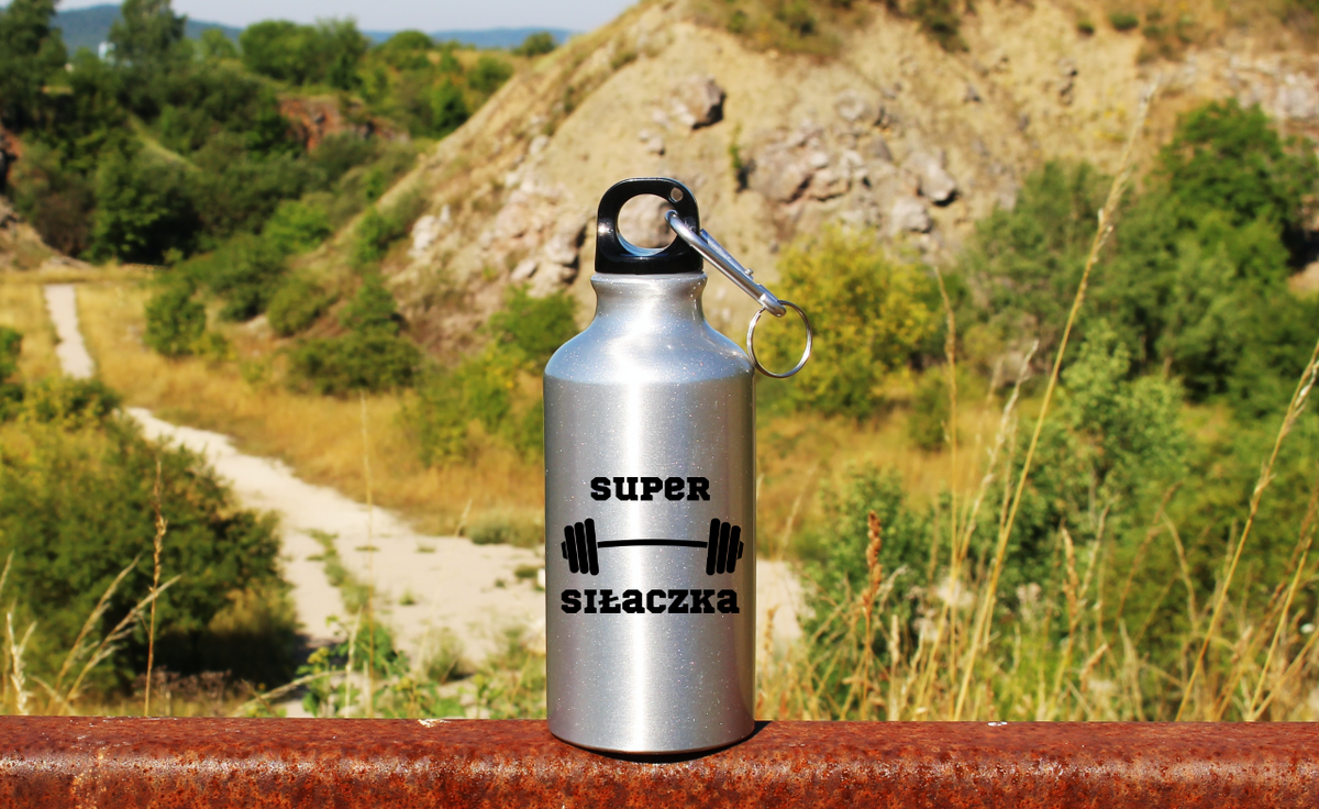 Bidon srebrny 400 ml z nadrukiem „Super Siłaczka” – siłownia #2