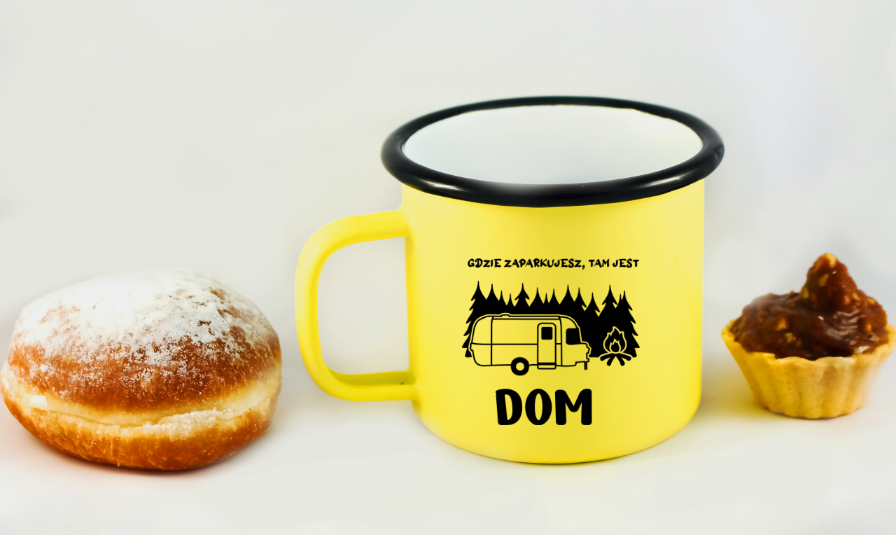 Kubek emaliowany żółty z nadrukiem "Gdzie zaparkujesz, tam jest dom" – camping, pod namiot #5