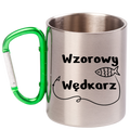 Kubek metalowy 300 ml z zielonym karabińczykiem i nadrukiem „Wzorowy Wędkarz” – wędkarstwo #1