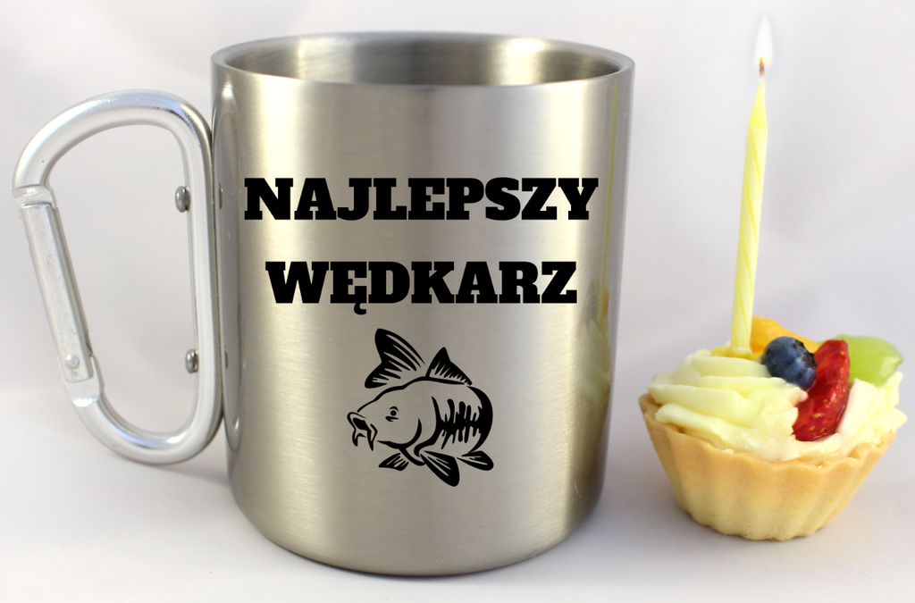 Kubek ze srebrnym karabińczykiem i nadrukiem "Najlepszy wędkarz" – wędkarstwo #8