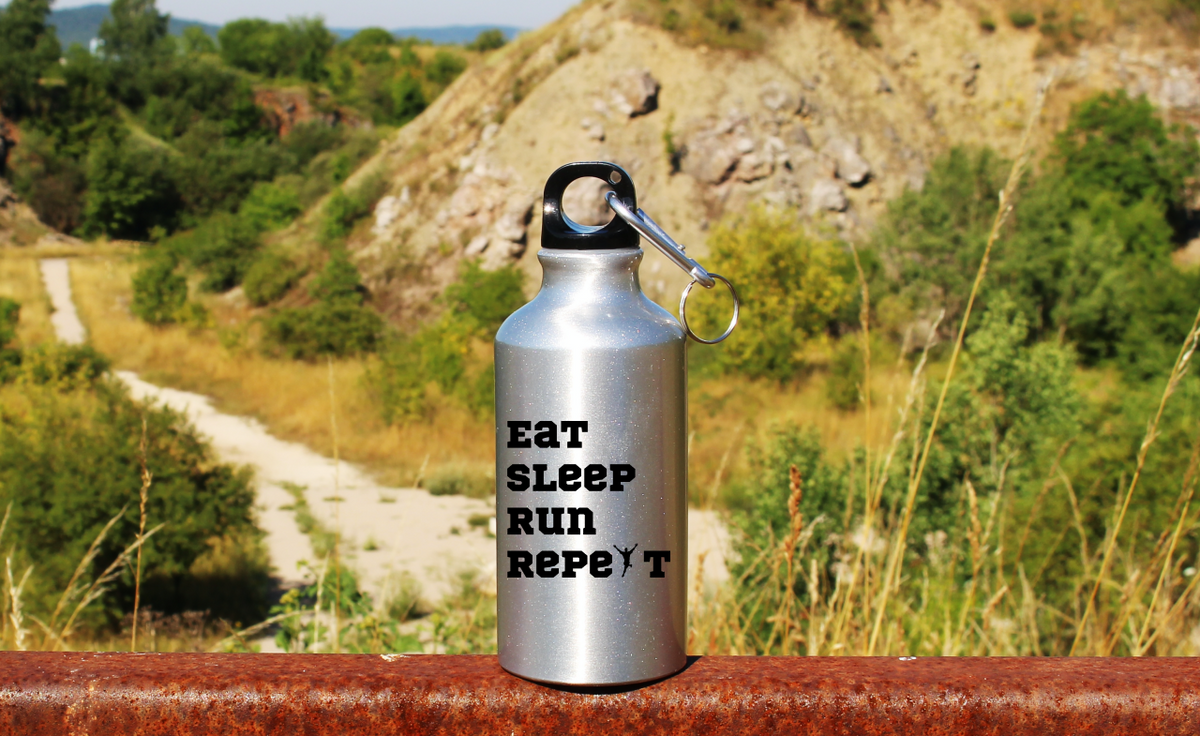 Butelka srebrna męska 400 ml z nadrukiem "Eat Sleep Run Repeat" – bieganie #11