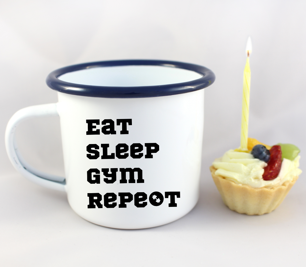 Kubek emaliowany biały z nadrukiem „Eat Sleep Gym Repeat” – siłownia #7