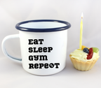 Kubek emaliowany biały z nadrukiem „Eat Sleep Gym Repeat” – siłownia #7