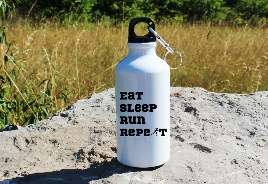 Bidon biały 400 ml dla biegaczki z napisem "Eat Sleep Run Repeat" - bieganie #11