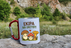 Kubek biały z czerwonym karabińczykiem „Ekipa na grzyby” –  #11