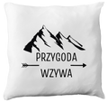 Poduszka z nadrukiem "Przygoda wzywa" - trekking, podróż #1