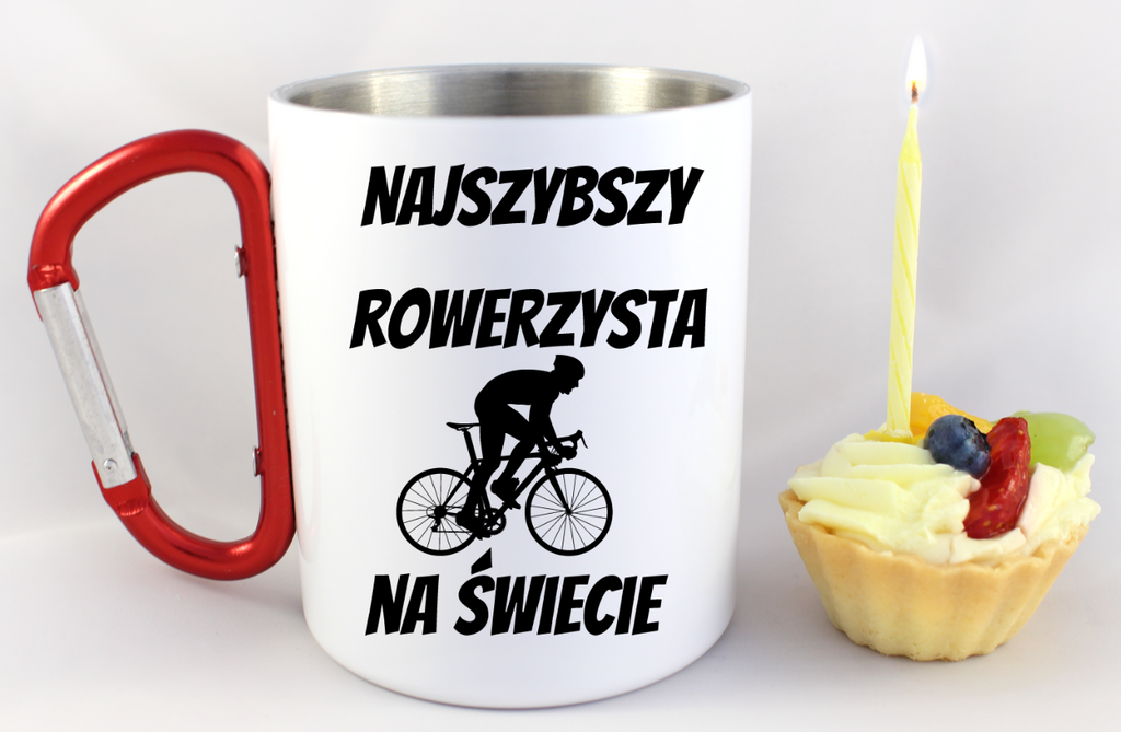 Kubek biały z czerwonym karabińczykiem i nadrukiem „Najszybszy rowerzysta na świecie” – dla rowerzysty #12