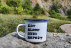 Kubek emaliowany biały z nadrukiem "Eat Sleep Gym Repeat" – siłownia #6