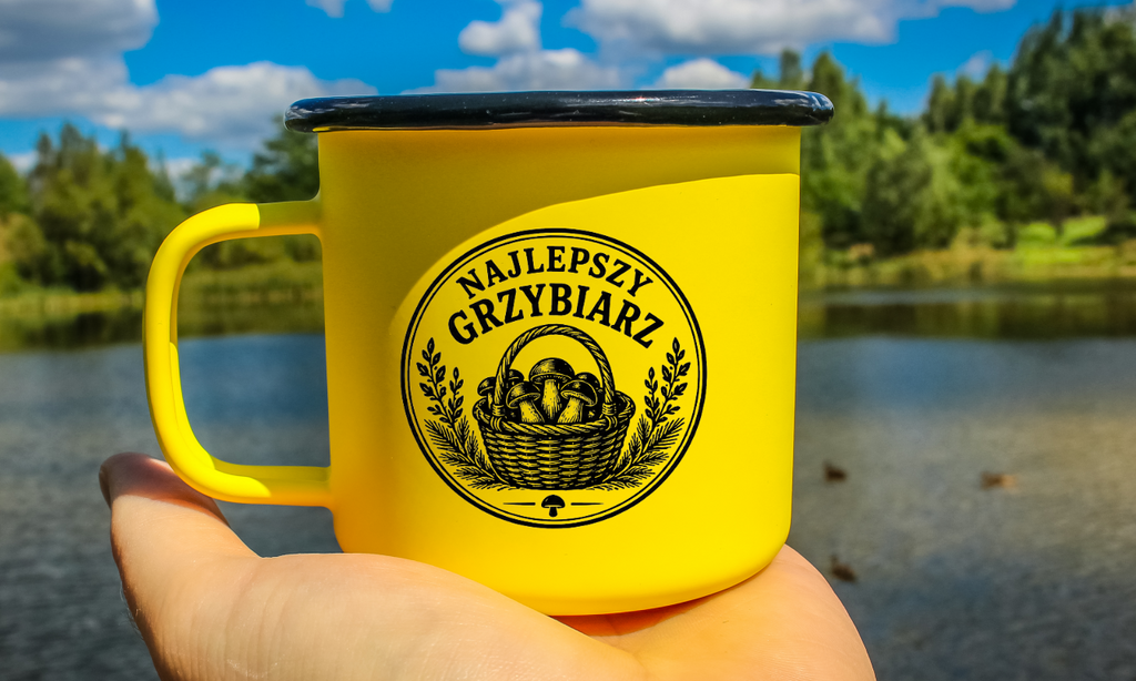 Kubek emaliowany żółty z nadrukiem „Najlepszy Grzybiarz” – na grzyby #2