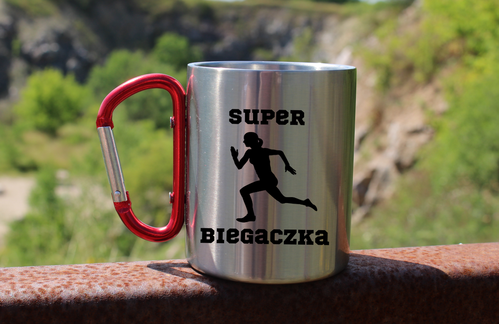 Kubek z czerwonym karabińczykiem – nadruk "Super Biegaczka" – bieganie #8