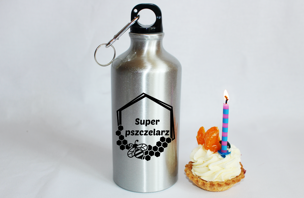 Butelka srebrna 500 ml z nadrukiem „Super pszczelarz” – pszczelarstwo #9