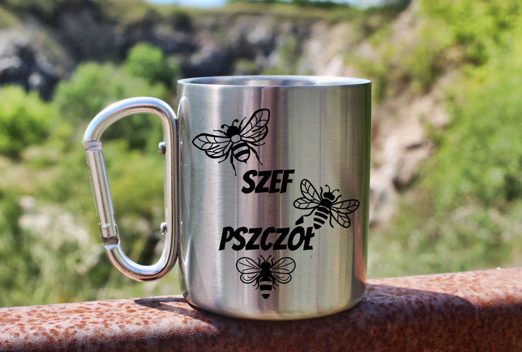 Kubek metalowy ze srebrnym karabińczykiem i nadrukiem "Szef pszczół" #3