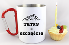 Kubek biały z czerwonym karabińczykiem z nadrukiem „Tatry = Szczęście” – Zakopane, Podhale #4