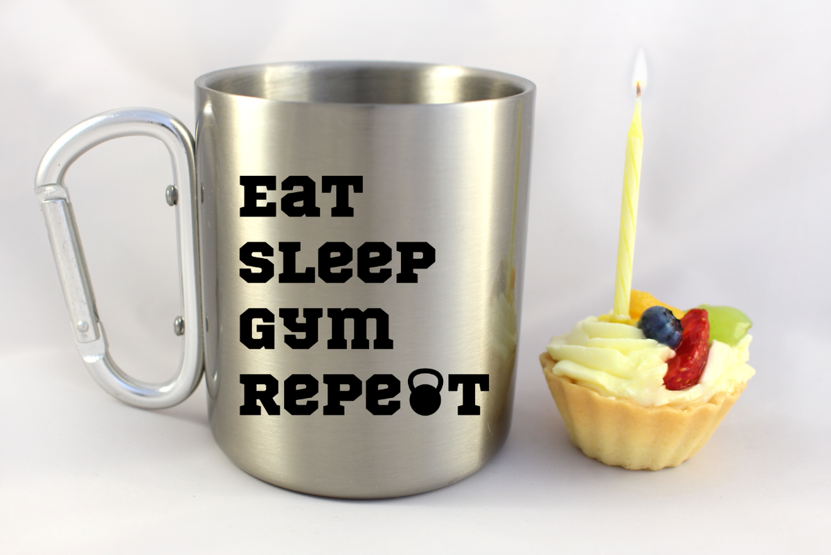 Kubek metalowy srebrny z karabińczykiem i nadrukiem "Eat Sleep Gym Repeat" – na siłownię #6