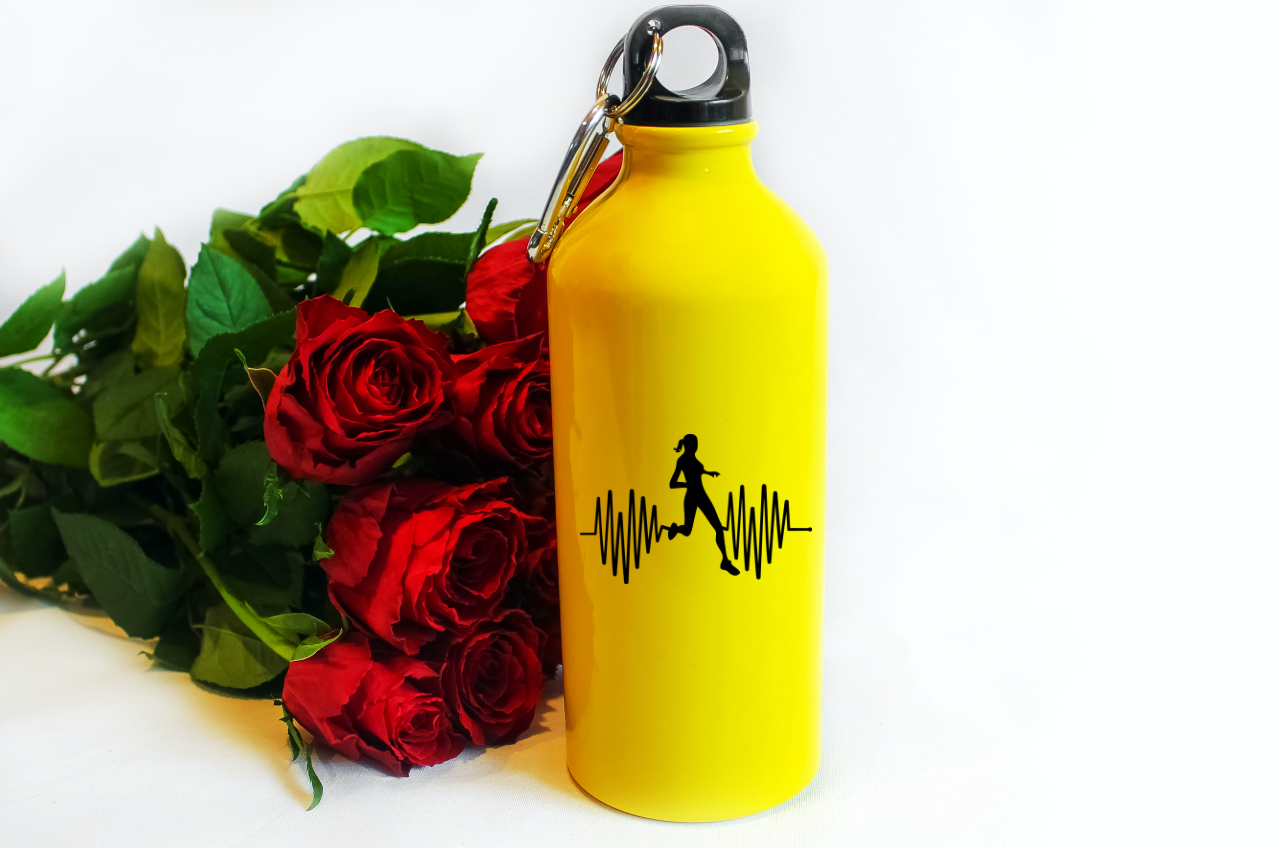 Butelka żółta 600 ml z grafiką biegowe EKG, dla biegaczki – bieganie #5