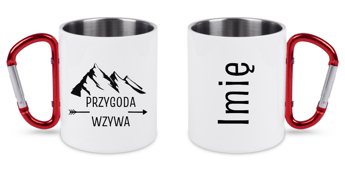 Kubek biały z czerwonym karabińczykiem, nadruk „Przygoda wzywa” - podróż, przygody #3