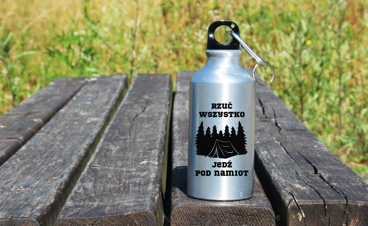 Butelka srebrna 400 ml z nadrukiem „Rzuć wszystko, jedź pod namiot” – camping, namiot #9
