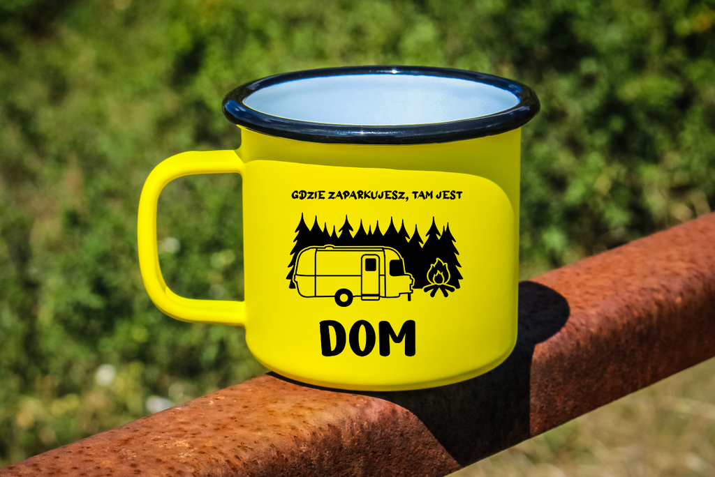 Kubek emaliowany żółty z nadrukiem "Gdzie zaparkujesz, tam jest dom" – camping, pod namiot #5