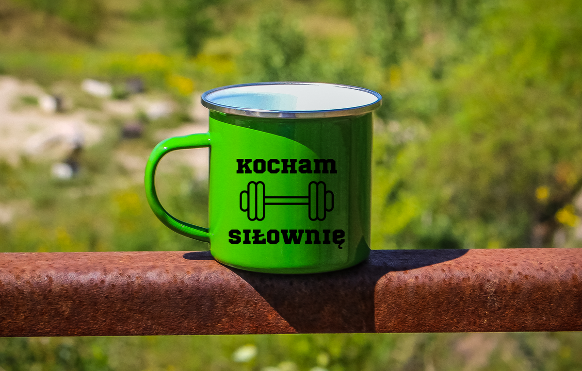 Kubek emaliowany zielony z nadrukiem "Kocham Siłownię" - na siłownię #1