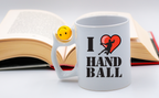 Kubek z piłką i grafiką serca z piłkarzem oraz napisem "I LOVE HANDBALL" #2