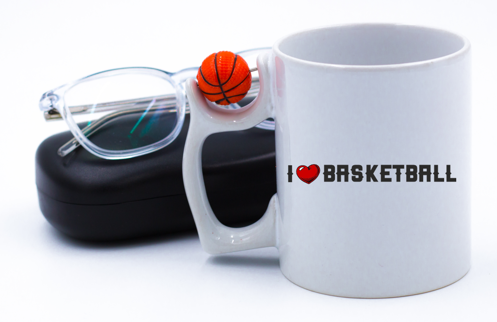 Kubek z piłką i nadrukiem "I LOVE BASKETBALL" - koszykówka #1