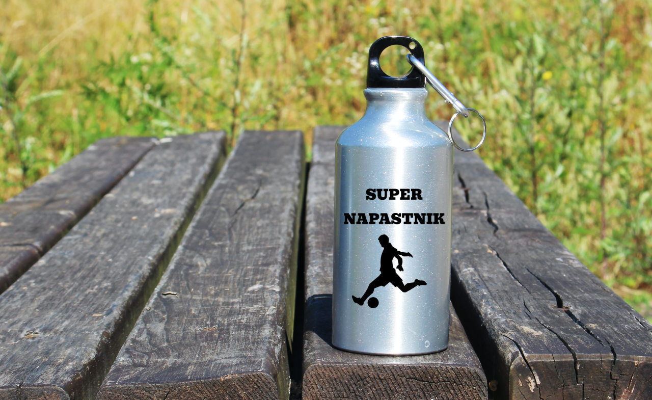 Butelka srebrna 400 ml z napisem "Super Napastnik" – piłka nożna #7