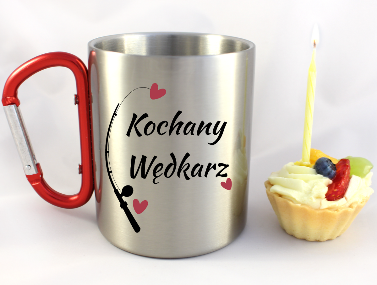 Kubek z czerwonym karabińczykiem i nadrukiem "Kochany Wędkarz" - wędkarstwo #2