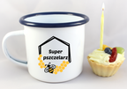 Kubek emaliowany biały z nadrukiem „Super pszczelarza” – pszczelarstwo #11