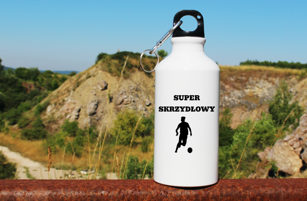 Bidon biały 400 ml z napisem "Super Skrzydłowy" – piłka nożna #1