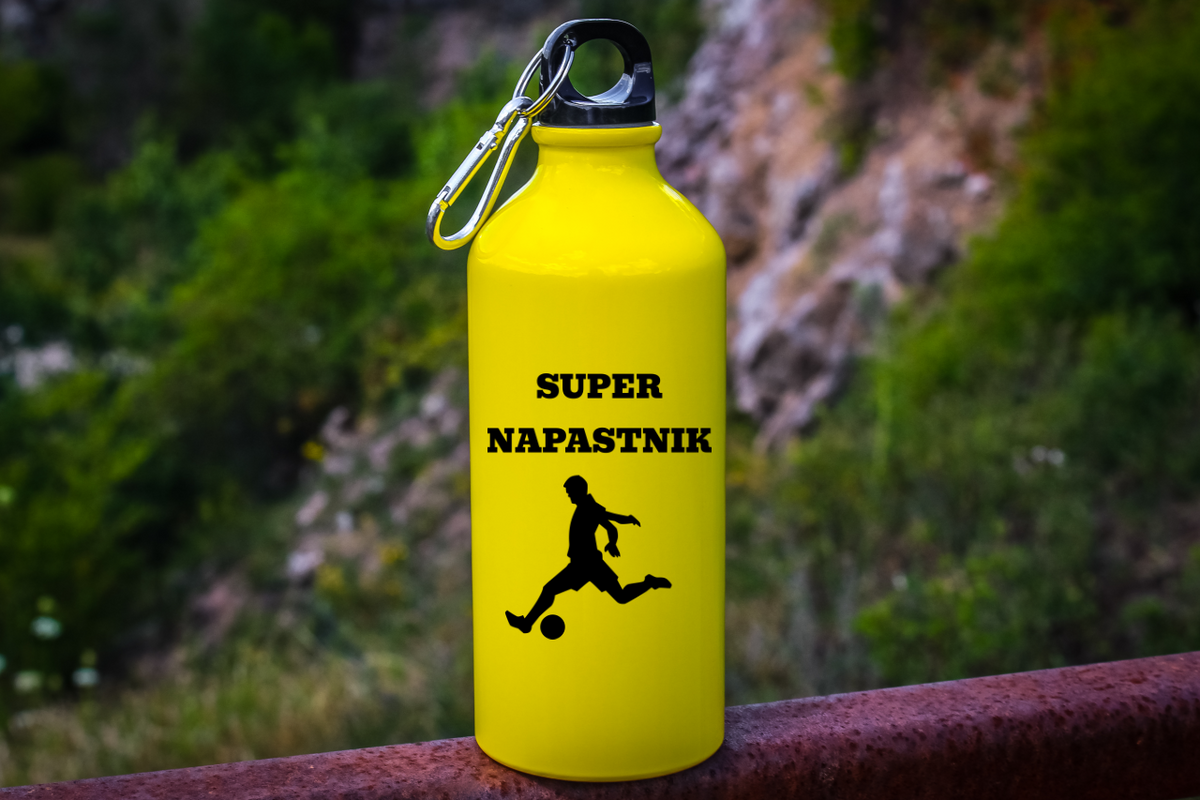 Bidon żółty 600 ml z napisem "Super Napastnik" – piłka nożna #6