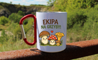Kubek biały z czerwonym karabińczykiem „Ekipa na grzyby” –  #11