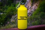 Bidon żółty 600 ml - koszykówka z napisem: "Trening Kawa Koszykówka" #1