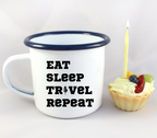 Kubek emaliowany biały z nadrukiem „Eat Sleep Travel Repeat” – podróż, wyprawa #6