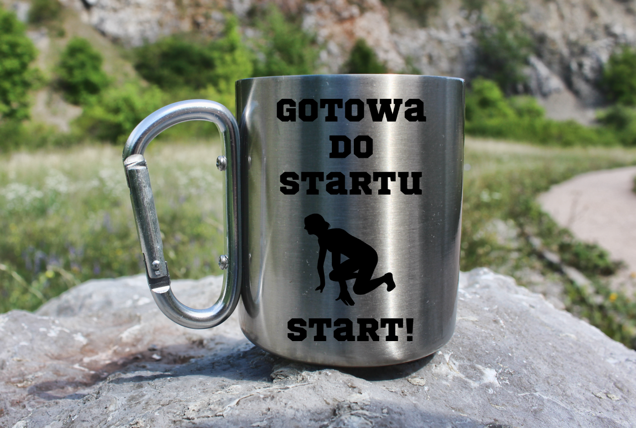 Kubek ze srebrnym karabińczykiem – z nadrukiem "Gotowa do startu start!" – dla pań, bieganie #5
