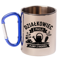 Kubek niebieski z karabińczykiem „Działkowiec z pasji, plony z radości” – na działkę #1