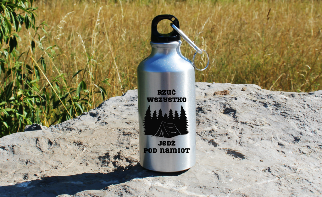 Butelka srebrna 400 ml z nadrukiem „Rzuć wszystko, jedź pod namiot” – camping, namiot #9
