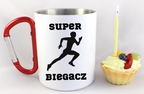 Kubek biały z czerwonym karabińczykiem z nadrukiem "Super Biegacz" – bieganie #7