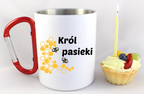 Kubek biały 300 ml z czerwonym karabińczykiem i nadrukiem „Król pasieki” – pszczelarstwo #10