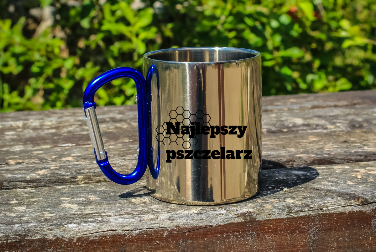 Kubek z niebieskim uchem karabińczykiem z nadrukiem "Najlepszy pszczelarz" #4