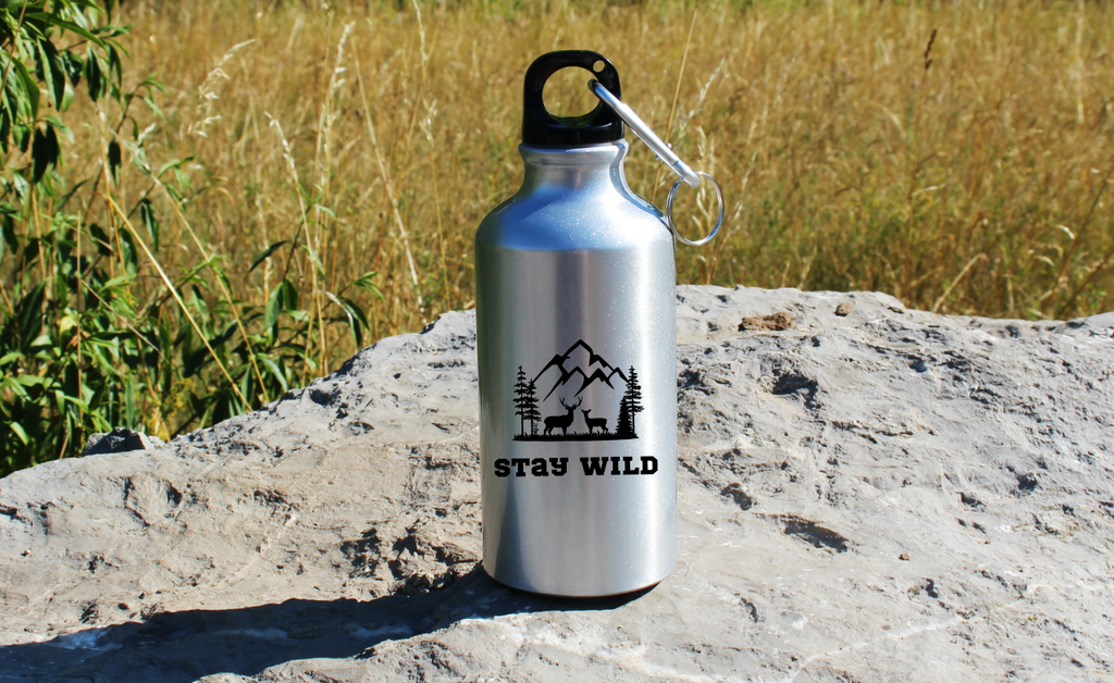 Butelka srebrna 400 ml z nadrukiem „Stay Wild” – przygoda, przyroda #8