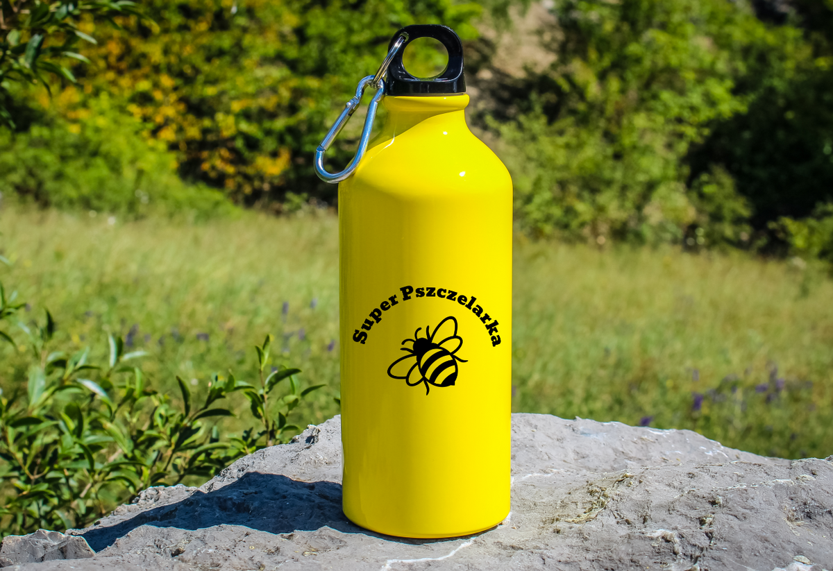 Butelka żółta 600 ml z nadrukiem „Super Pszczelarka” – pszczelarstwo #5