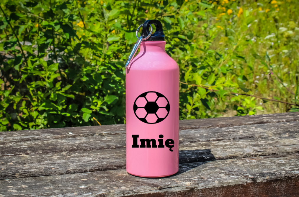 Butelka różowa 600 ml z grafiką piłki i własnym imieniem #8