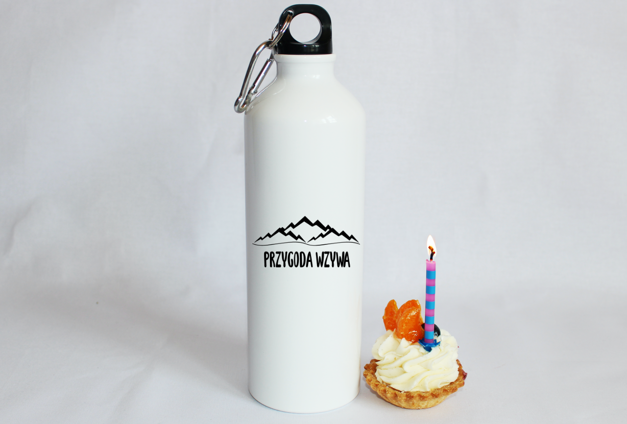 Butelka biała 800 ml z grafiką „Przygoda wzywa” – podróże, travel #7