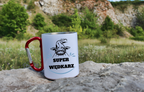 Kubek biały z czerwonym karabińczykiem i nadrukiem "Super wędkarz" – wędkarstwo #9