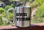 Kubek metalowy srebrny karabińczyk z nadrukiem "Gym Time" - na siłownię #1