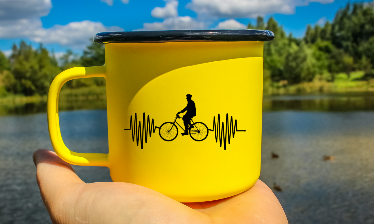 Kubek emaliowany żółty z grafiką rowerowe EKG, linia życia - dla rowerzysty #1