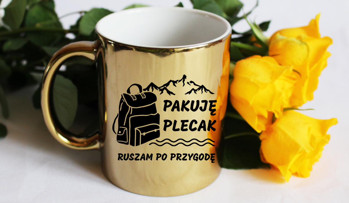 Kubek złoty z nadrukiem „Pakuję plecak, ruszam po przygodę” – trekking, przygoda #3